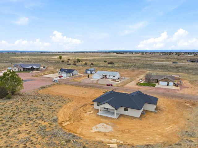 1218 N Challenger Pl, Pueblo West, CO 81007