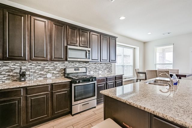 23213 Zinfandel Drive, Alvin, TX 77511