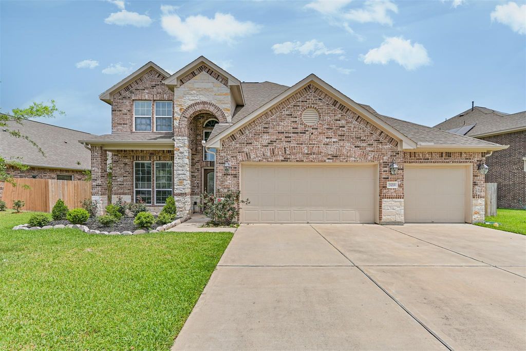 23213 Zinfandel Drive, Alvin, TX 77511