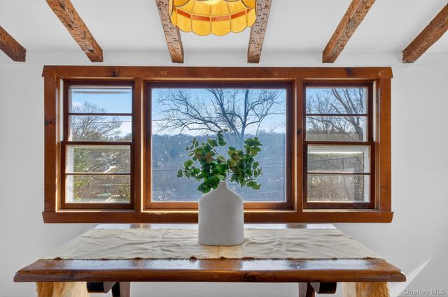 17 Mary Avenue, Mahopac, NY 10541