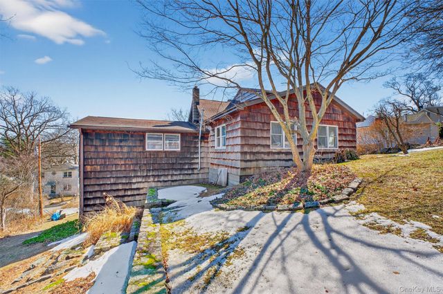 17 Mary Avenue, Mahopac, NY 10541