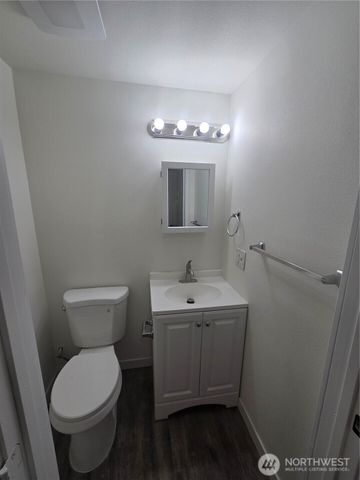 437 D Street, Blaine, WA 98230