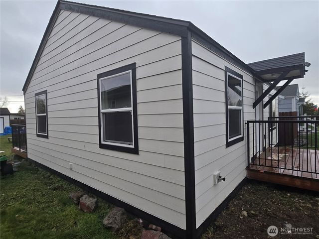 437 D Street, Blaine, WA 98230