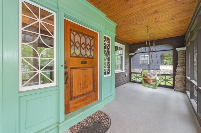 12 Newton Rd, Haverhill, MA 01830