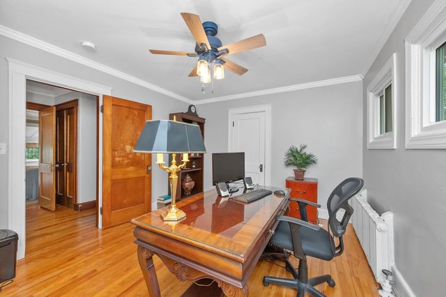 12 Newton Rd, Haverhill, MA 01830