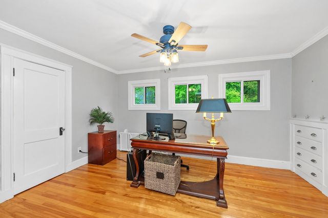 12 Newton Rd, Haverhill, MA 01830
