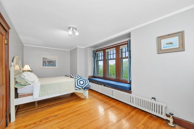 12 Newton Rd, Haverhill, MA 01830