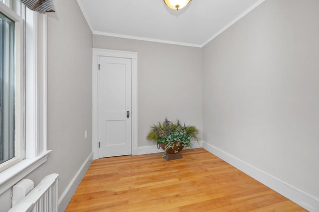 12 Newton Rd, Haverhill, MA 01830