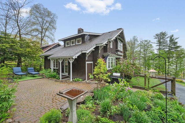 12 Newton Rd, Haverhill, MA 01830