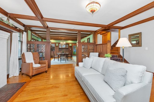 12 Newton Rd, Haverhill, MA 01830