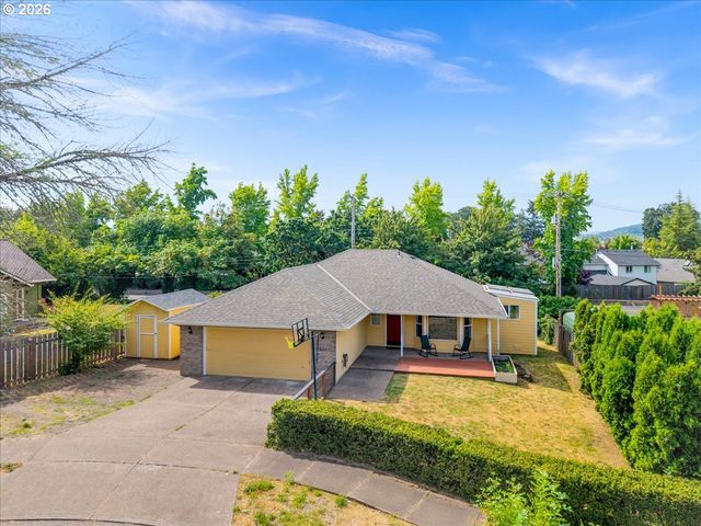 250 FOREST Pl, Forest Grove, OR 97116