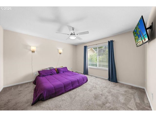 250 FOREST Pl, Forest Grove, OR 97116