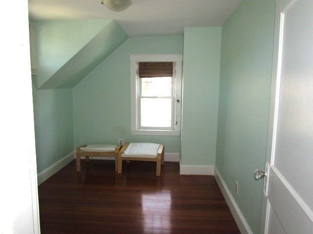 340 Common St 2, Belmont, MA 02478