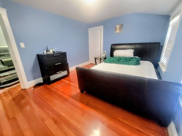 340 Common St 2, Belmont, MA 02478