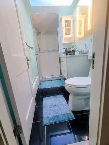 340 Common St 2, Belmont, MA 02478