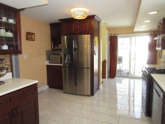 340 Common St 2, Belmont, MA 02478