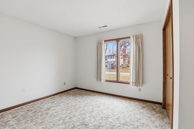 2929 KENBRIDGE Court, Fort Wayne, IN 46845