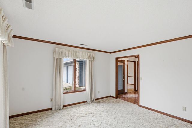 2929 KENBRIDGE Court, Fort Wayne, IN 46845