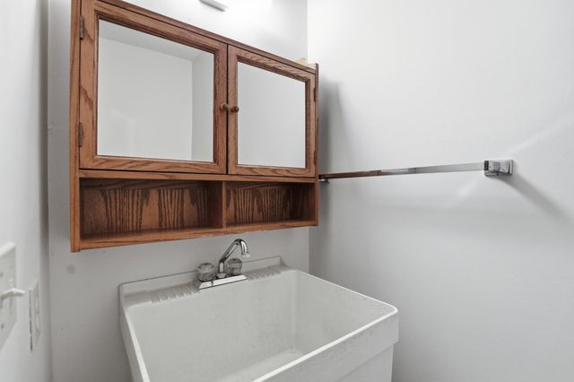 2929 KENBRIDGE Court, Fort Wayne, IN 46845