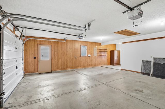 2929 KENBRIDGE Court, Fort Wayne, IN 46845