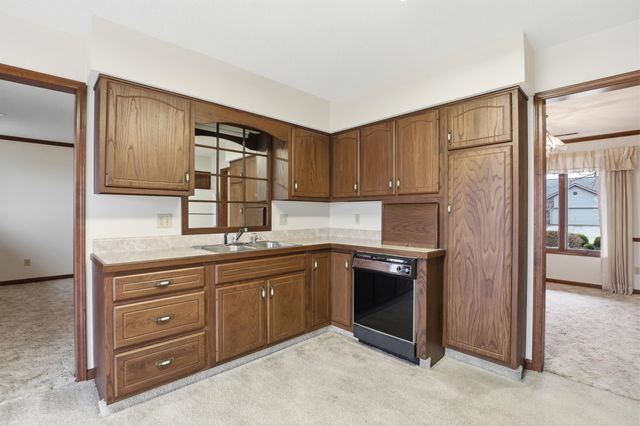 2929 KENBRIDGE Court, Fort Wayne, IN 46845