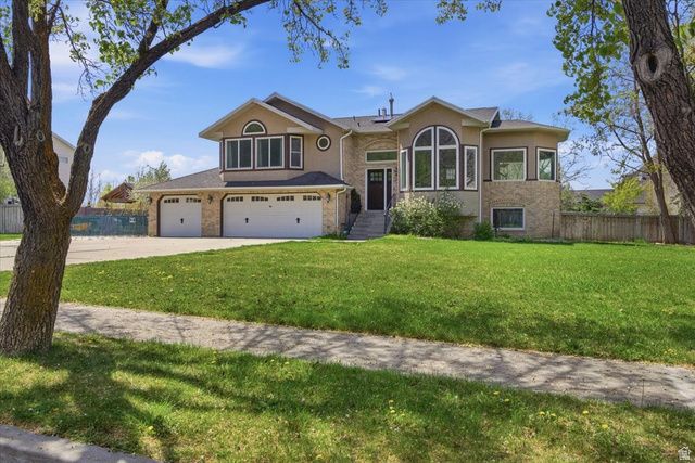 802 S EAST MOUNTAIN CIR, Alpine, UT 84004