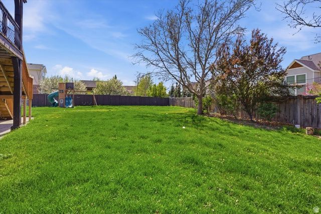 802 S EAST MOUNTAIN CIR, Alpine, UT 84004