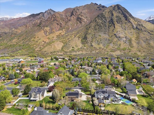 802 S EAST MOUNTAIN CIR, Alpine, UT 84004