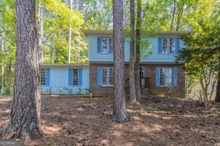 1966 S Hidden Hills Parkway, Stone Mountain, GA 30088