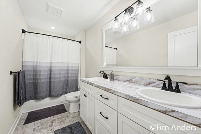 3768 Eastern Avenue NE, Grand Rapids, MI 49525