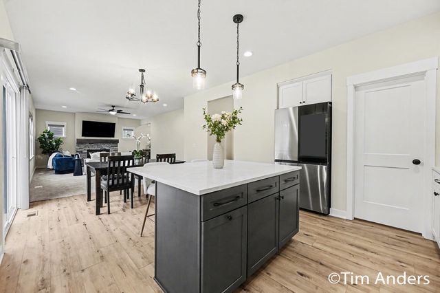 3768 Eastern Avenue NE, Grand Rapids, MI 49525