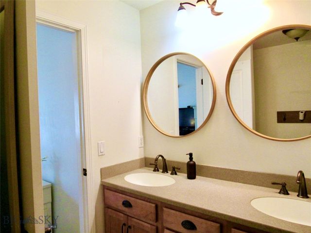 3020 E Copper Ridge, Billings, MT 59106