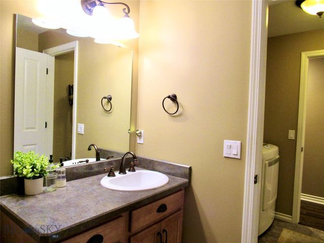 3020 E Copper Ridge, Billings, MT 59106