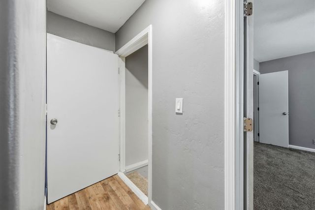 5684 Pony Express Trl, Pollock Pines, CA 95726