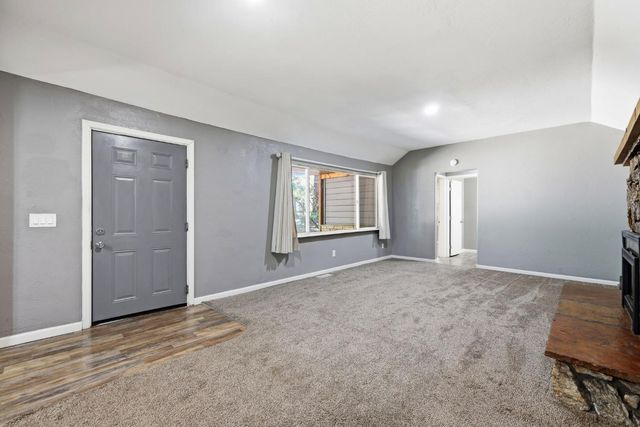 5684 Pony Express Trl, Pollock Pines, CA 95726