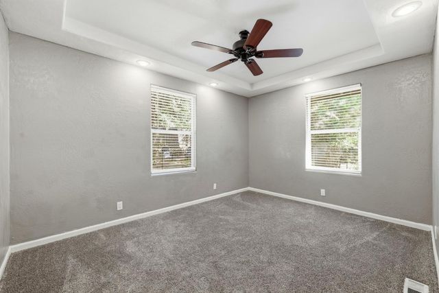 5684 Pony Express Trl, Pollock Pines, CA 95726