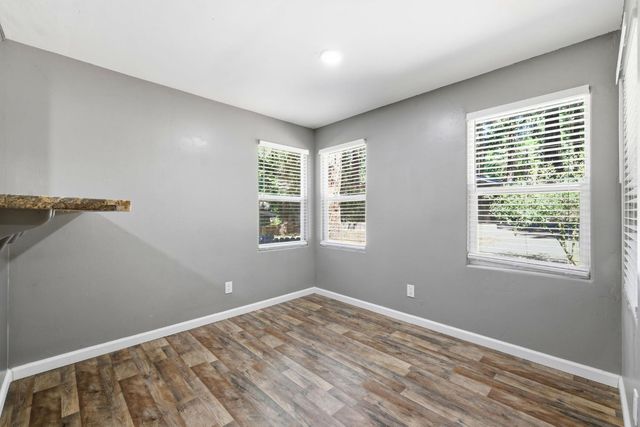 5684 Pony Express Trl, Pollock Pines, CA 95726