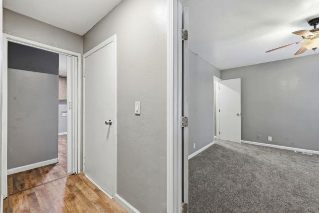 5684 Pony Express Trl, Pollock Pines, CA 95726