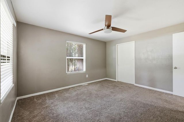 5684 Pony Express Trl, Pollock Pines, CA 95726