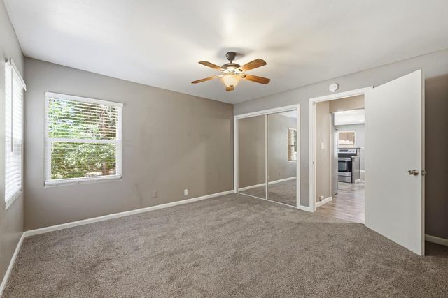 5684 Pony Express Trl, Pollock Pines, CA 95726