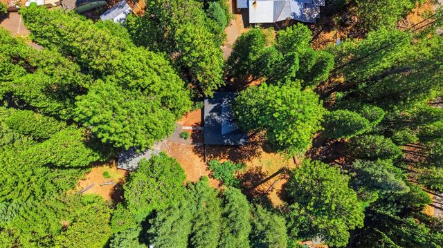 5684 Pony Express Trl, Pollock Pines, CA 95726