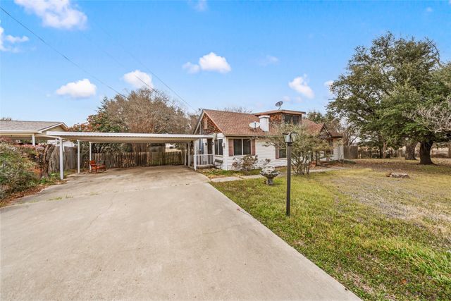 404 E Newland Drive, Robinson, TX 76706