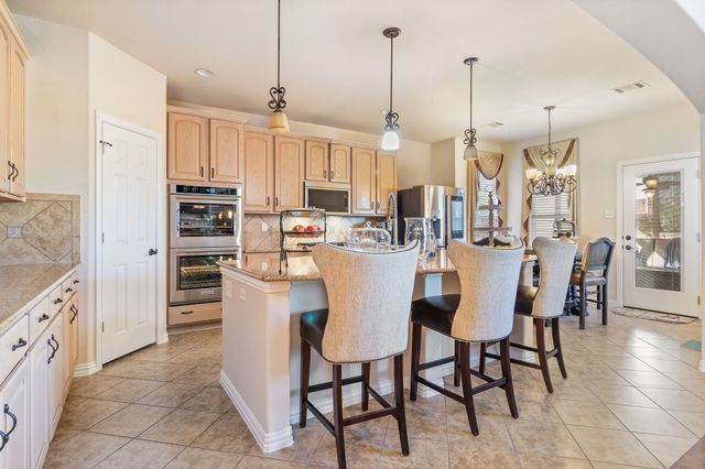 2228 Condor Street, Grand Prairie, TX 75052