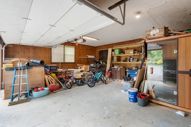 104 Southwood Dr, Dickson, TN 37055