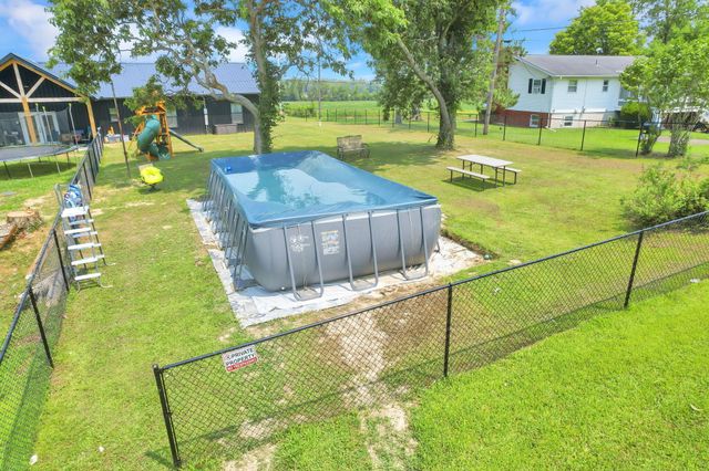 2694 Lees Road, Newark, OH 43056