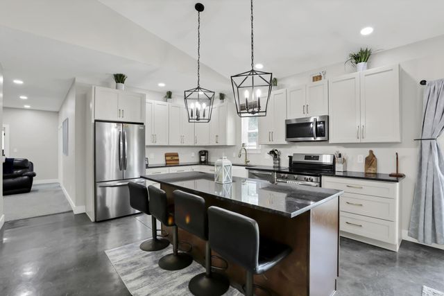 2694 Lees Road, Newark, OH 43056