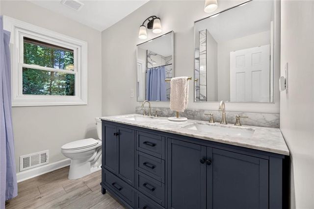 2282 Deer Ridge Drive, Tucker, GA 30087