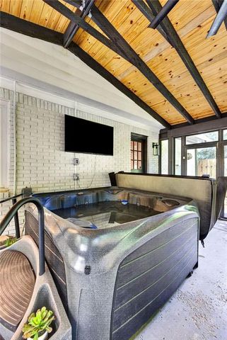 2282 Deer Ridge Drive, Tucker, GA 30087
