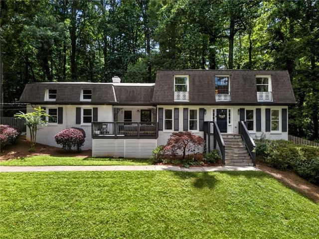 2282 Deer Ridge Drive, Tucker, GA 30087