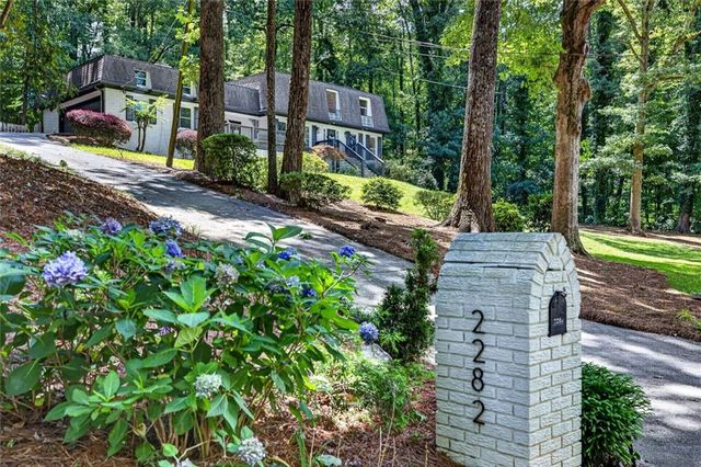 2282 Deer Ridge Drive, Tucker, GA 30087